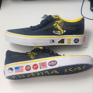 Nwt vans cobra kai shoes women's 8.5, men's 7